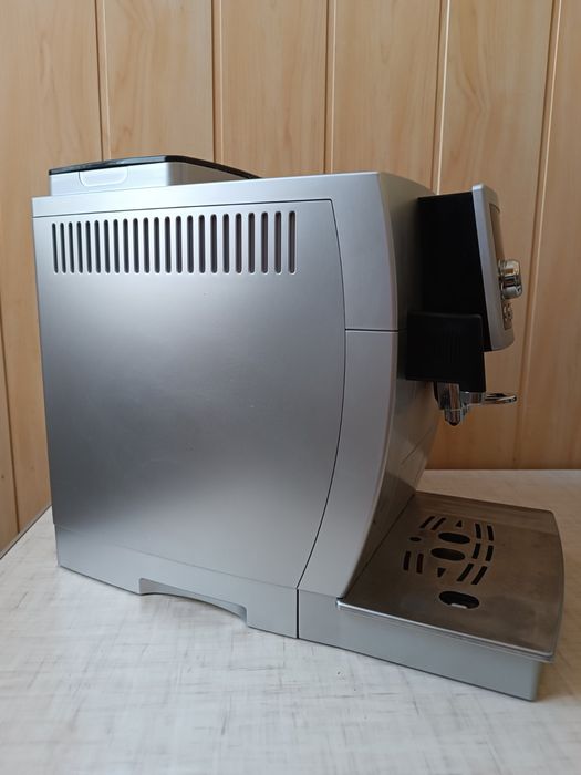 Кофемашина Delonghi Cappuccino ECAM 23.450