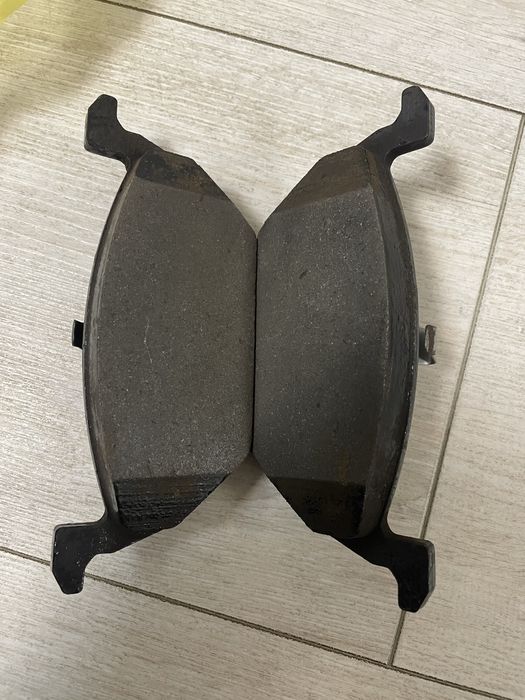 Передні колодки skoda