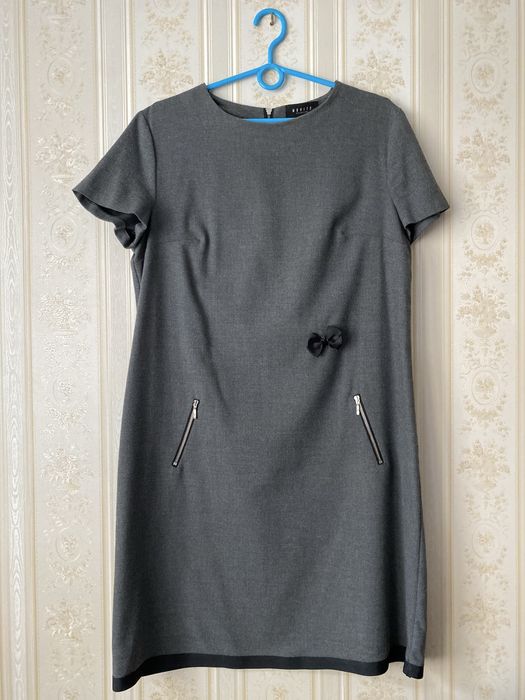 Sukienka szara z kokardką r.42