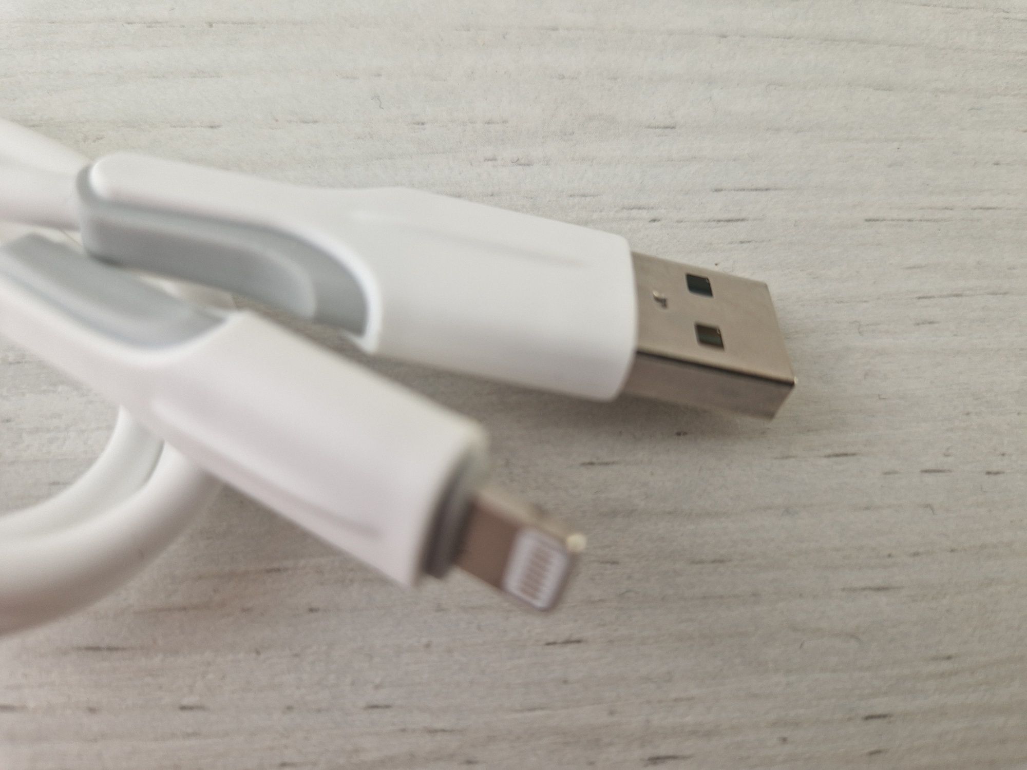Borofone Kabel BX19 Benefit - USB na Lightning - 2,4A 1 metr biały