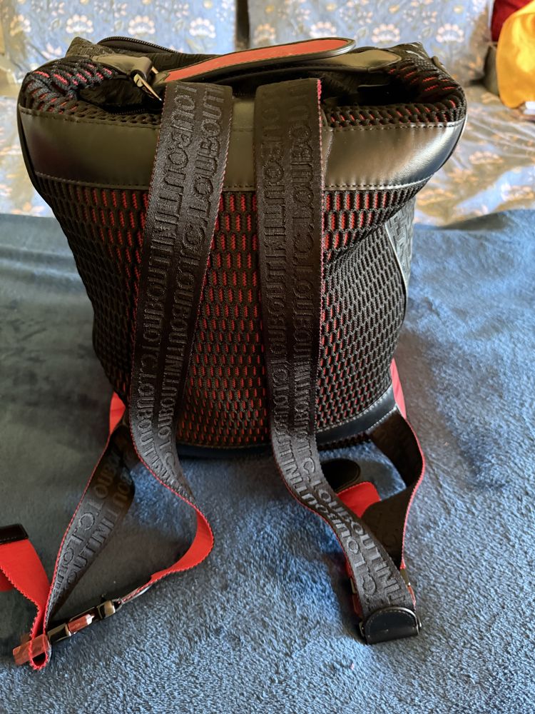 Mochila da Marca Christian Louboutin