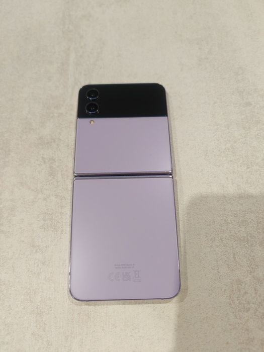 Samsung Galaxy Z Flip4 128 GB Bora Purple – super stan