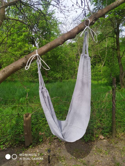 Nowy hamak że sznurkami