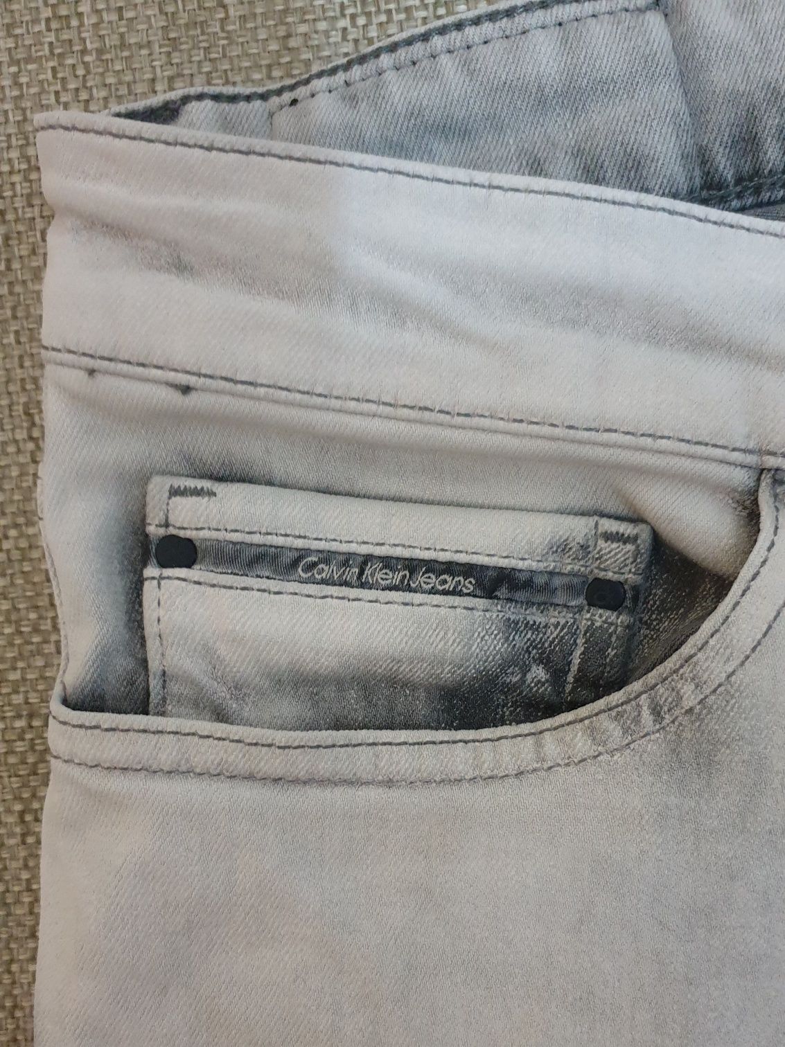 Spodnie męskie Calvin Klein Jeans rozm. 31 x 34