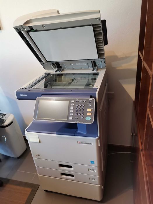 Impressora Multifunções Toshiba eStudio 2555cse