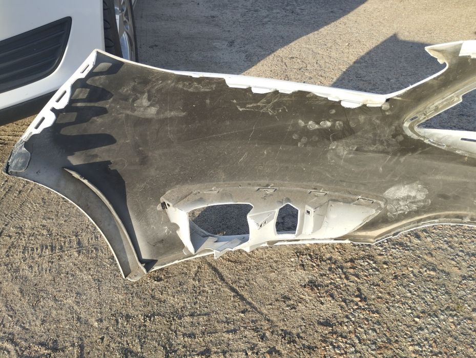 Передній бампер Форд Фокус 3 рестайл