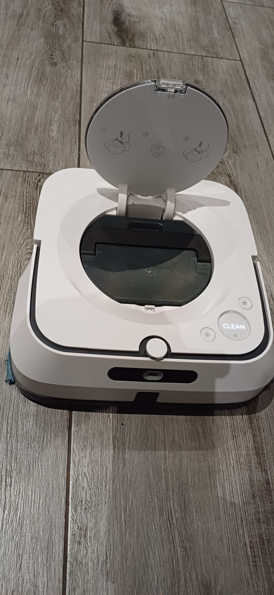 iRobot Braava jet m6 najlepszy mop sprzątający.