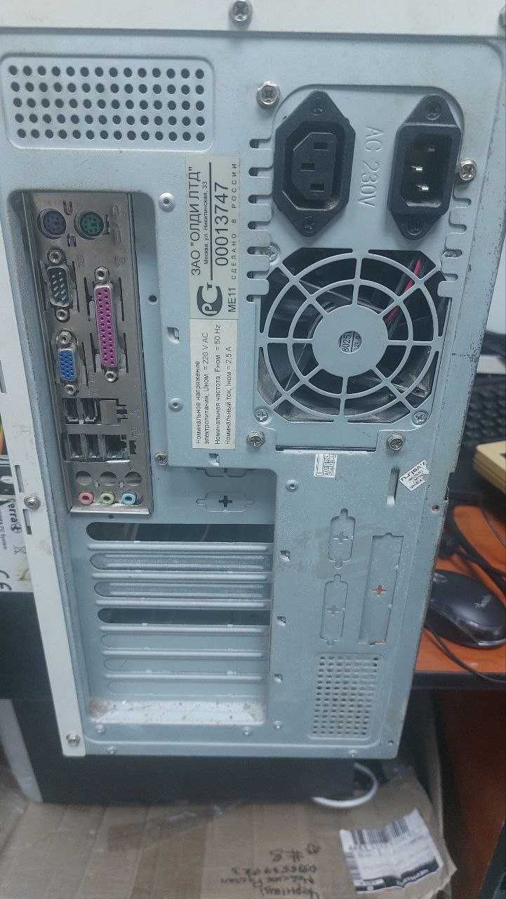 Компьютер ретро Celeron Windows XP HDD 40Gb IDE