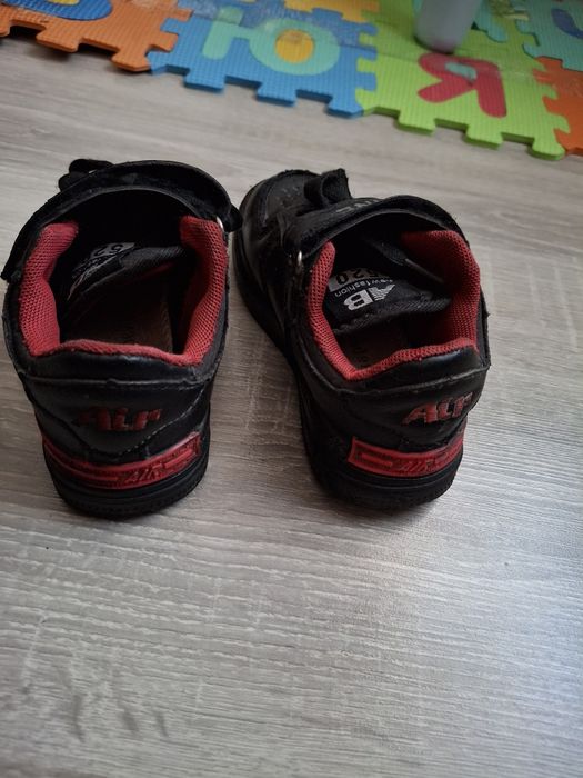 Дитячі кросівки осінь_весна