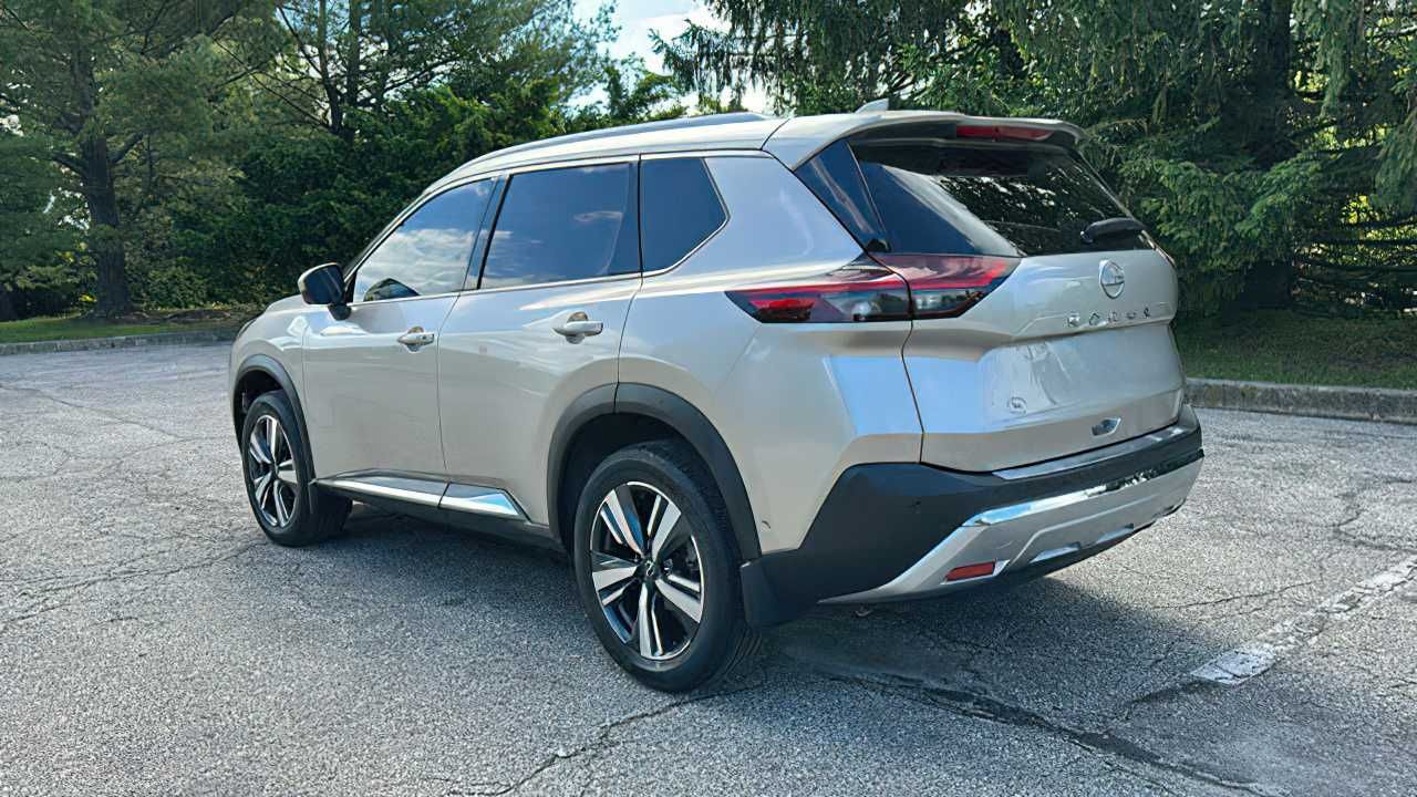Nissan Rogue Platinum 2023