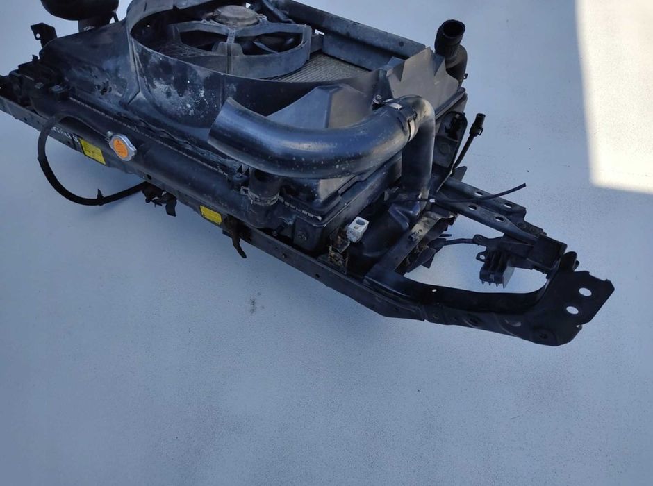 Передня панель комплектна Nissan Pathfinder 2.5DCI 2004-2014