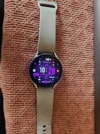 Часы Galaxy watch