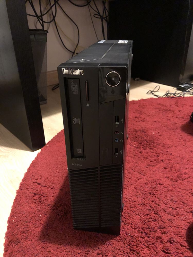 Computador torre SFF lenovo M81