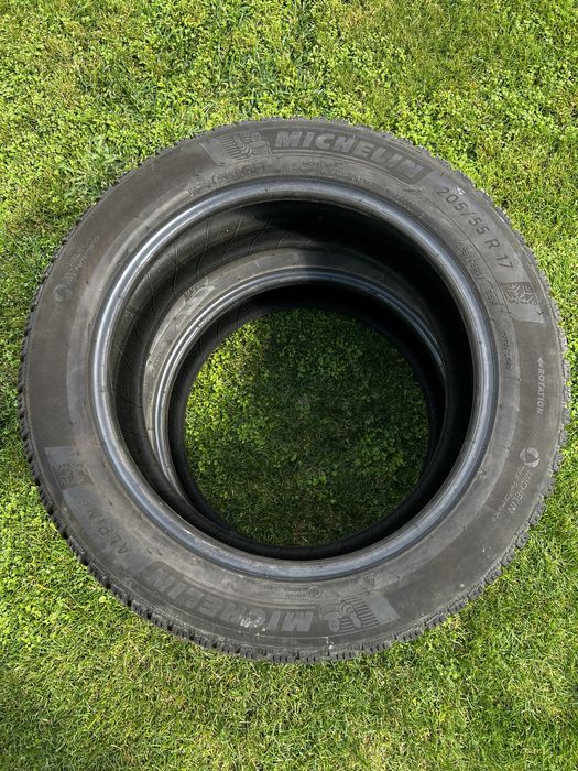 Opony zimowe Michelin 205/55 R17. Stan Bardzo dobry
