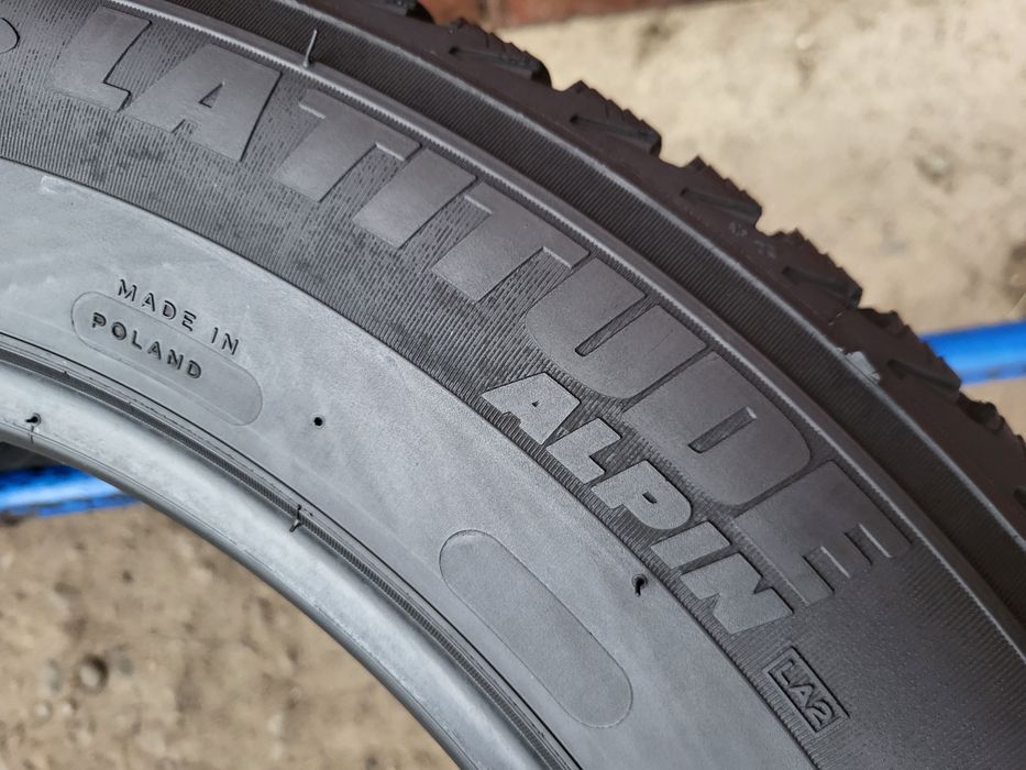 235/60/18 R18 Michelin Latitude Alpin 4шт ціна за 1шт шини