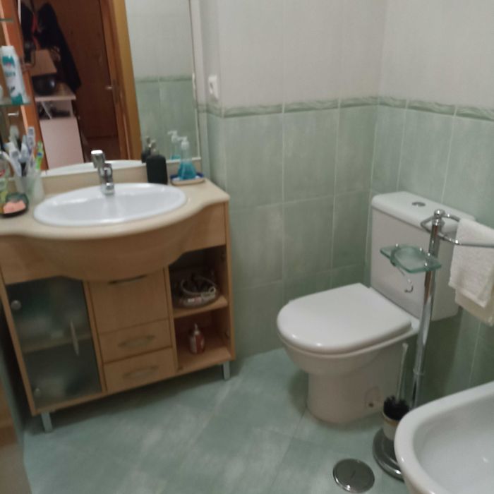 T2 para venda Junto Centro Comercial UBBO Amadora