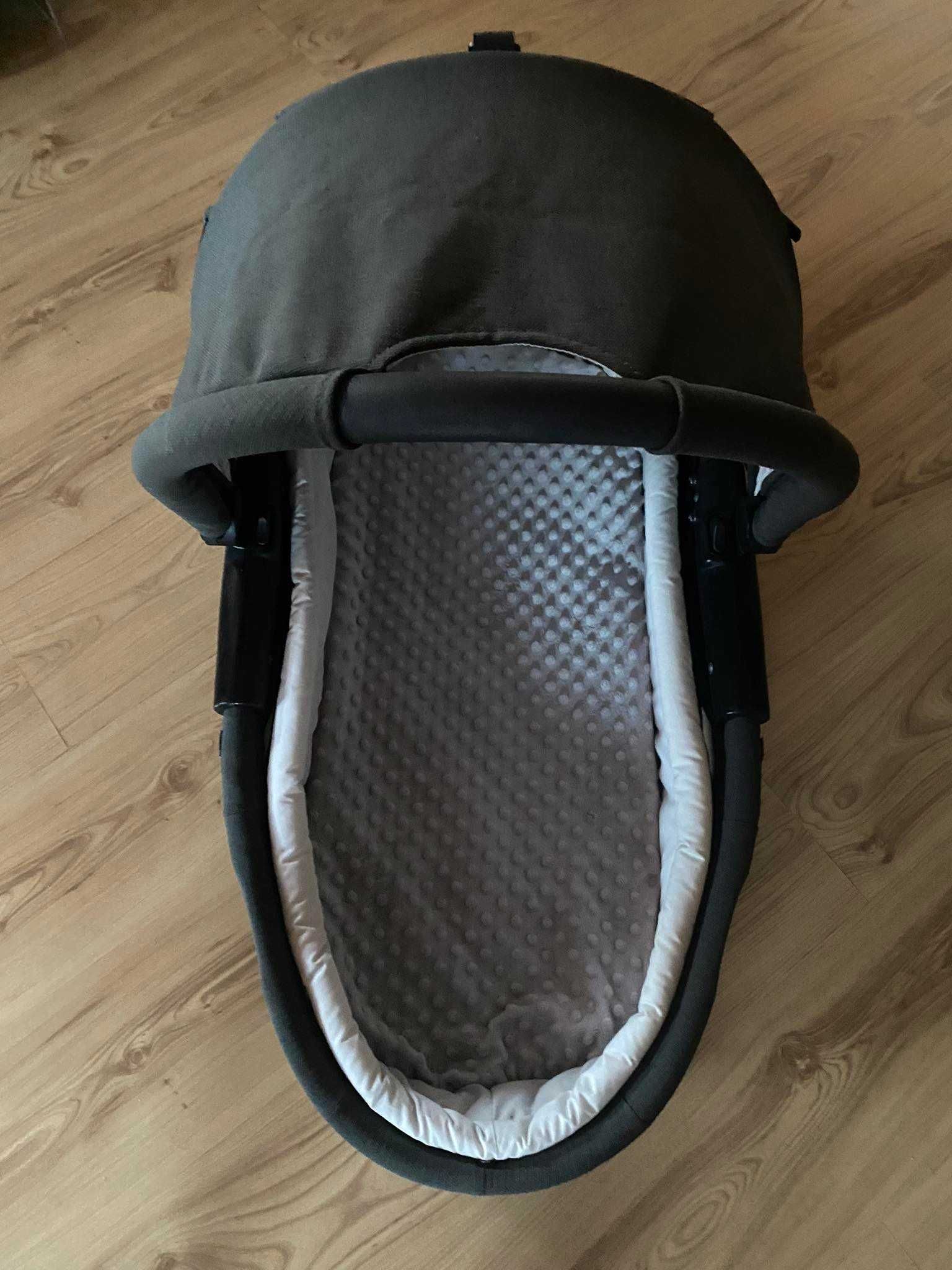 Wózek dziecięcy Mutsy Evo Bold Deep Grey 2w1 cybex
