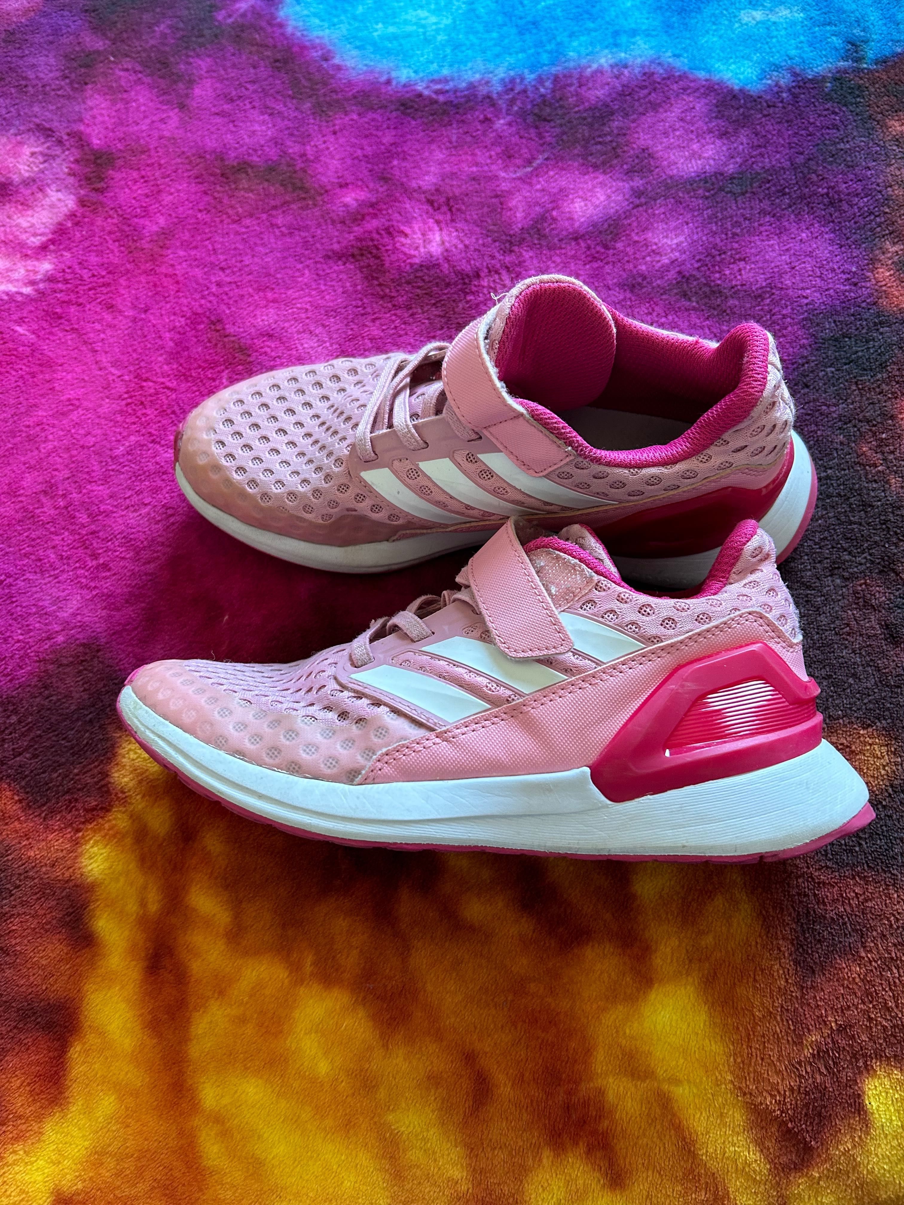 Buty dla dziewczynki Adidas, rozmiar 33!