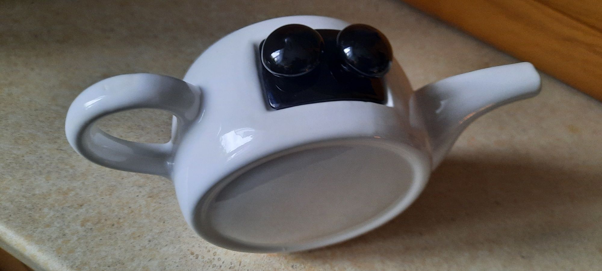 Ceramiczny czajnik zegar