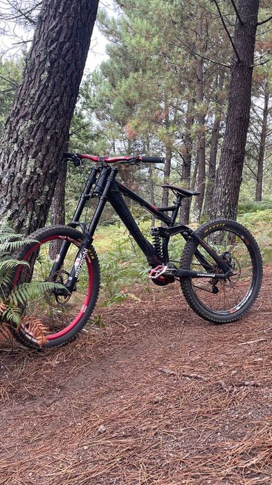 Bicicleta downhill