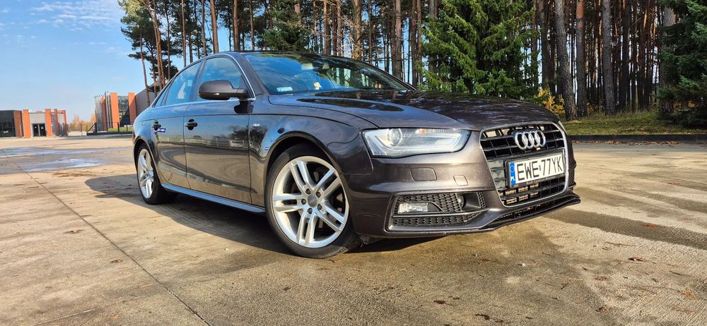 Audi A4 Limousine Audi a4 B8 model 2014 2 x S line