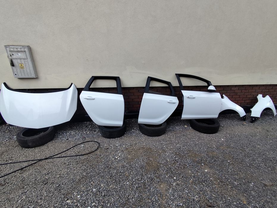 Maska opel astra j 40r gaz