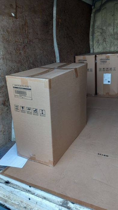 Sprzedam duże kartony jak foto