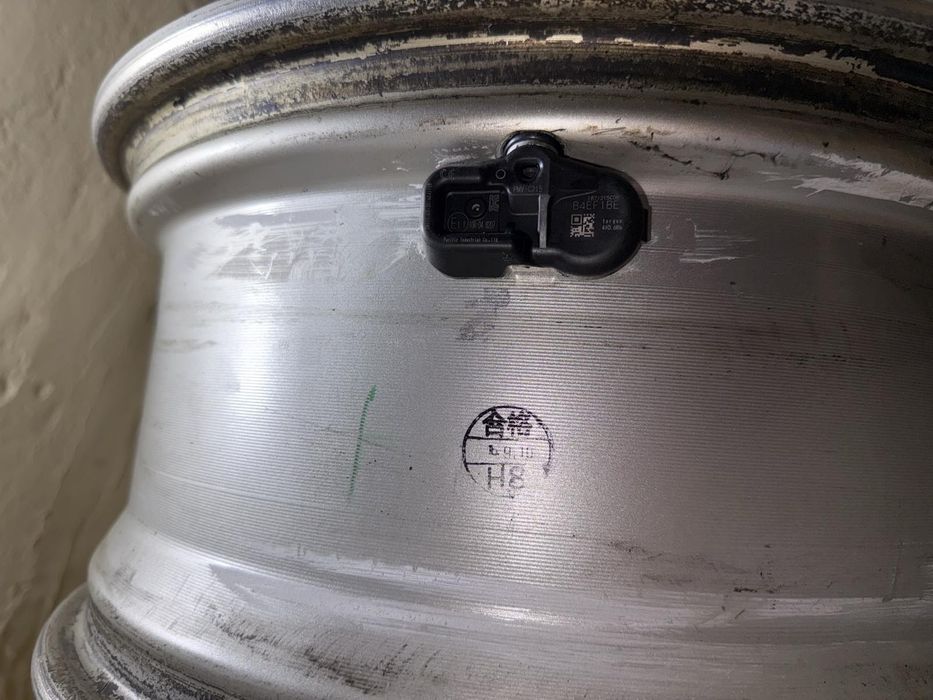 Диски Lexus, гума Taurus(зима), датчики тиску,  комплект