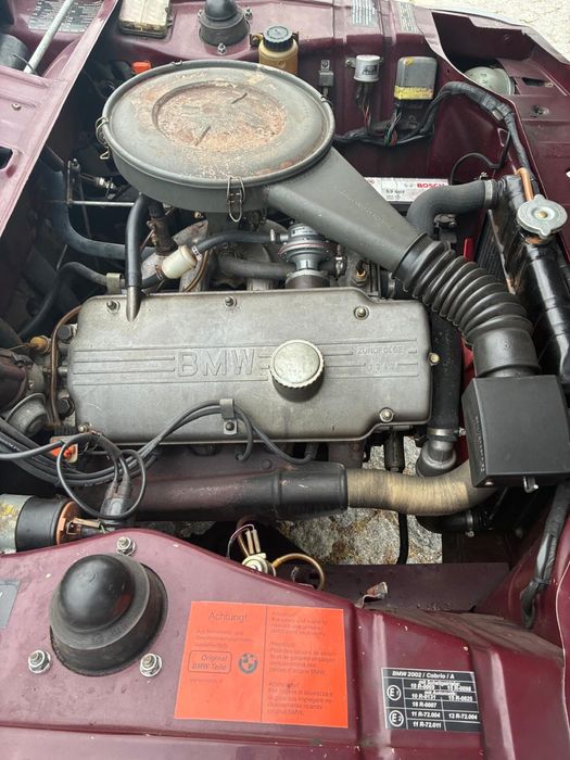 Vendo bmw 2002  gasolina