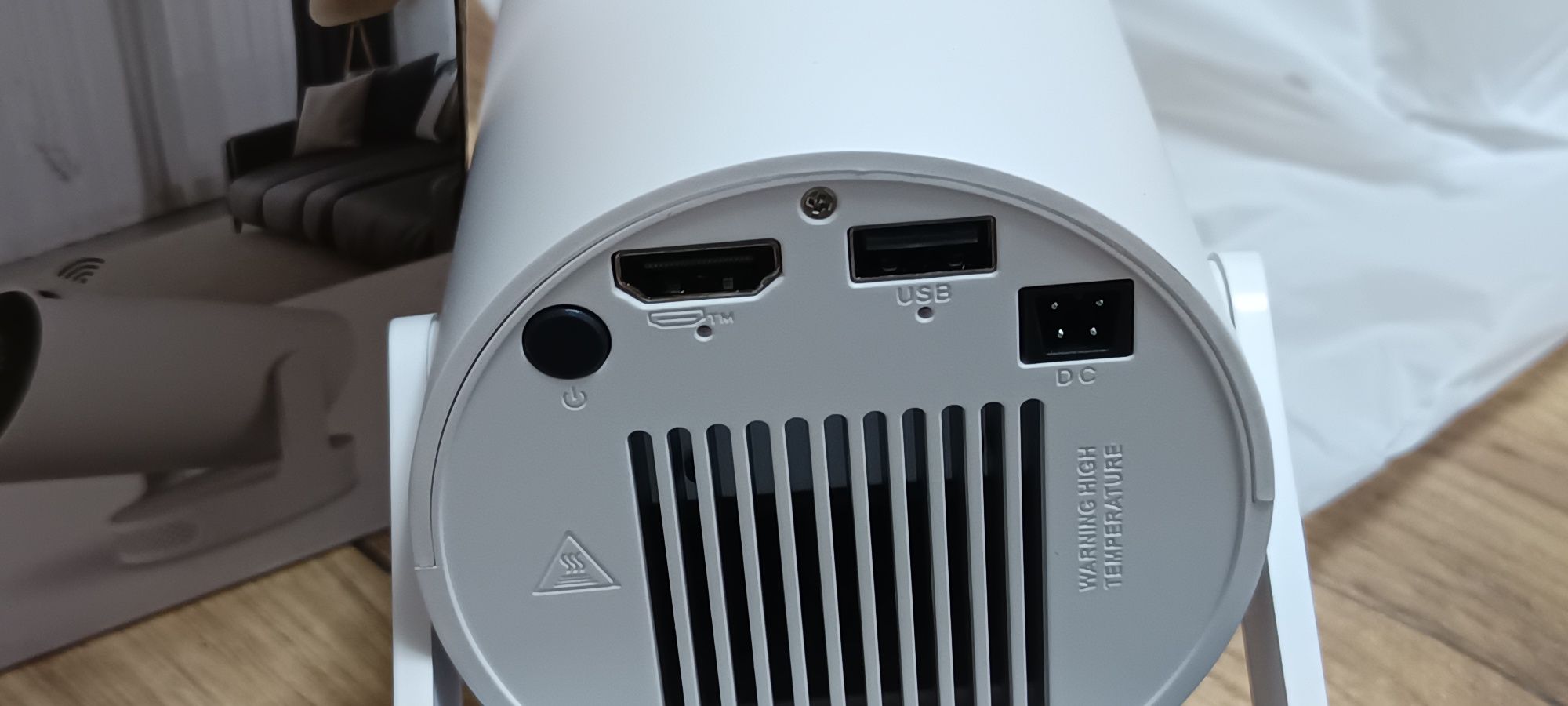 Projektor HY300 ULTRA HD WIFI6 Bluetooth Android Wersja 2025