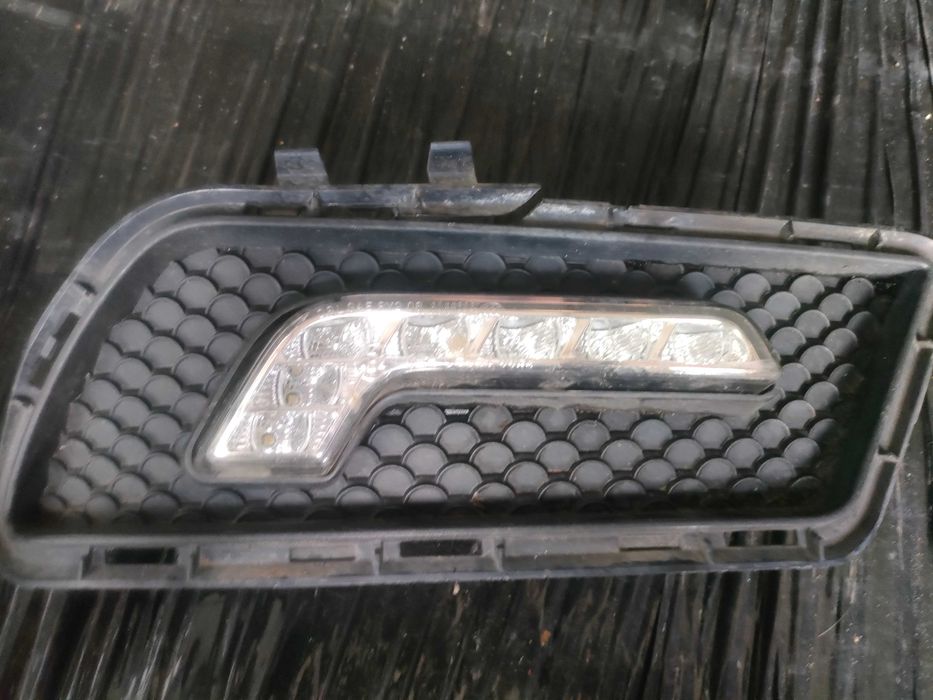 Halogen drl A212.820.08.56 prawy lewy A212.820.07.56 Mercedes w212 e