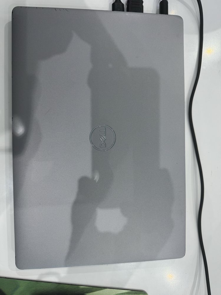 Dell 5410 i7 10610u