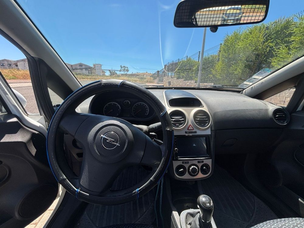 Vendo Opel Corsa D 1.3 CDTi, em bom estado