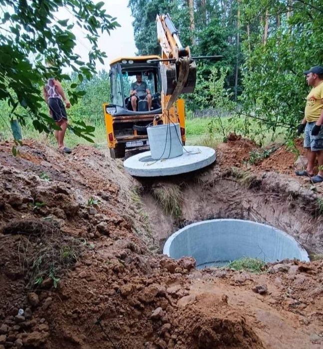 Каналізація в будинку. Копка септика, вигрібної ями с бетонних кілець.