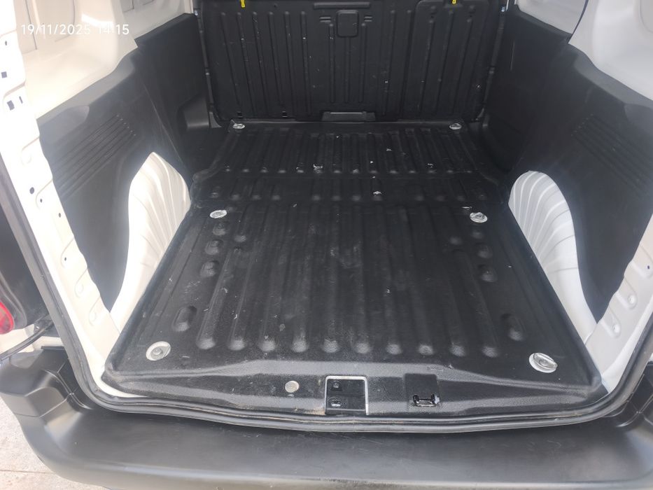 Peugeot partner 1.6 HDI