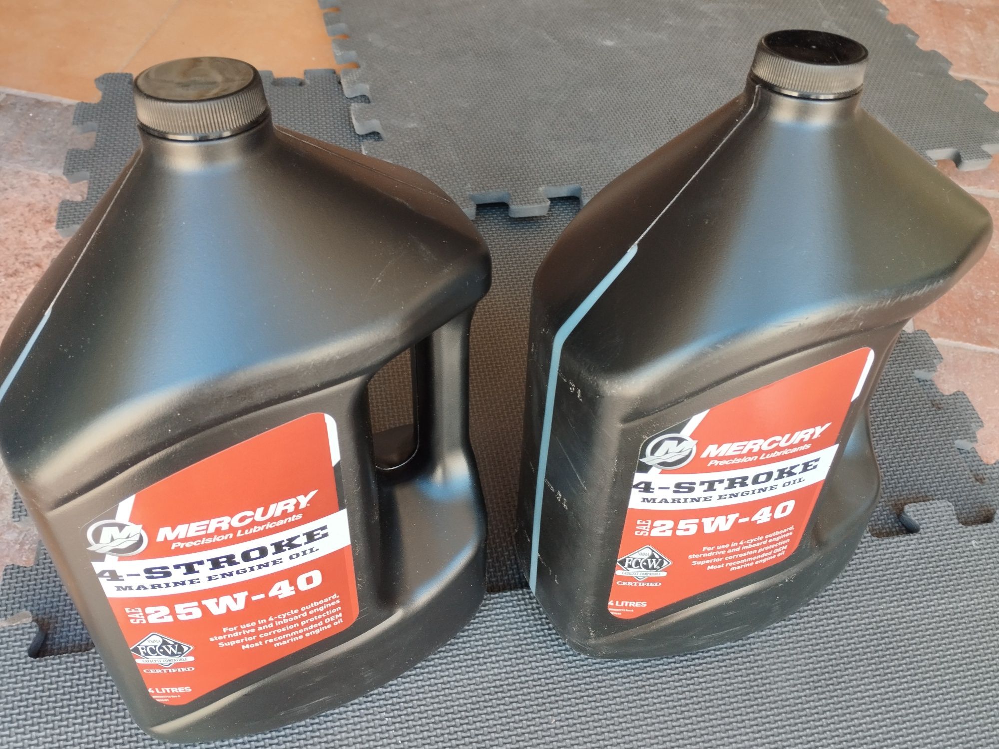 Oleo 25w-40 SAE Mercury marítimo 8litros