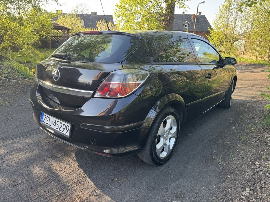Opel Astra GTC 1.8 benzyna