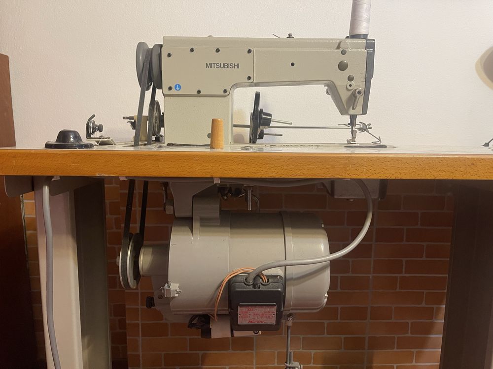 Maquina costura industrial Mitsubishi