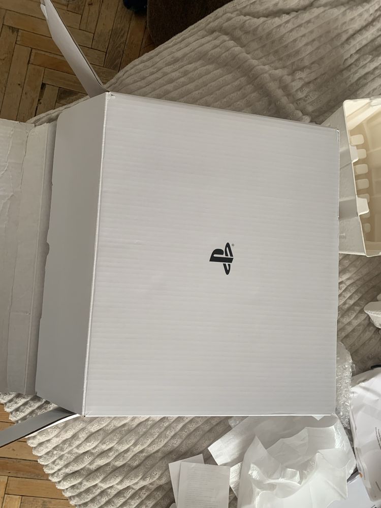 Sony playstation 5 slim з аккаунтом іграми, зарядною станцією