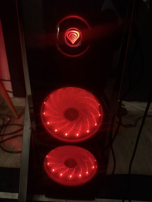 Komputer do gier Genesis polecam !