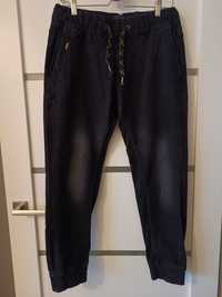 Spodnie Jogger czarne ze ściągaczami M Reserved