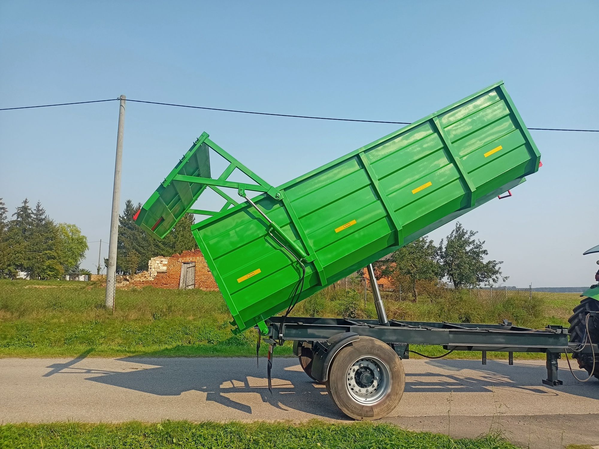 Przyczepa wywrotka skorupowa