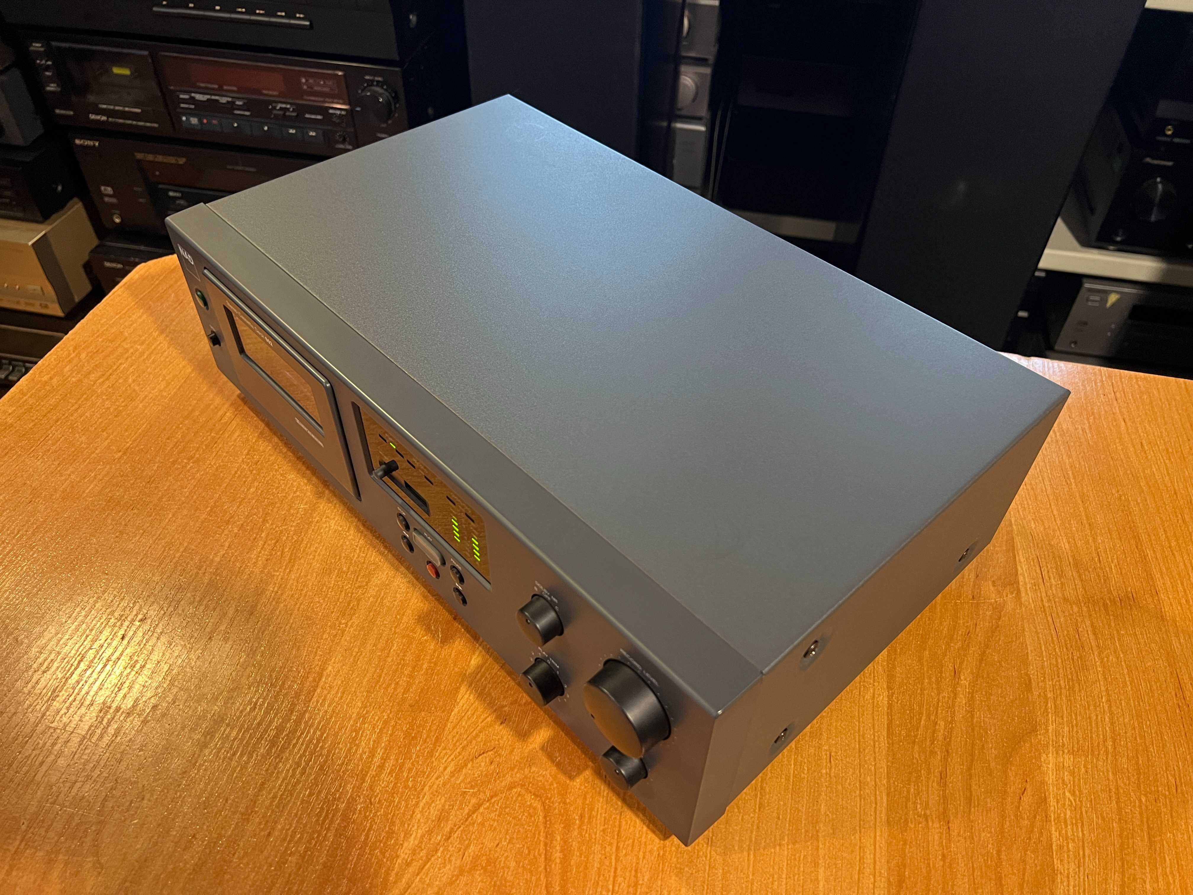 magnetofon kasetowy NAD 602 Audio Room
