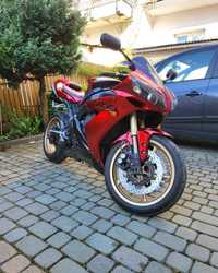 Yamaha R1 Yamaha R1 RN12 2006r