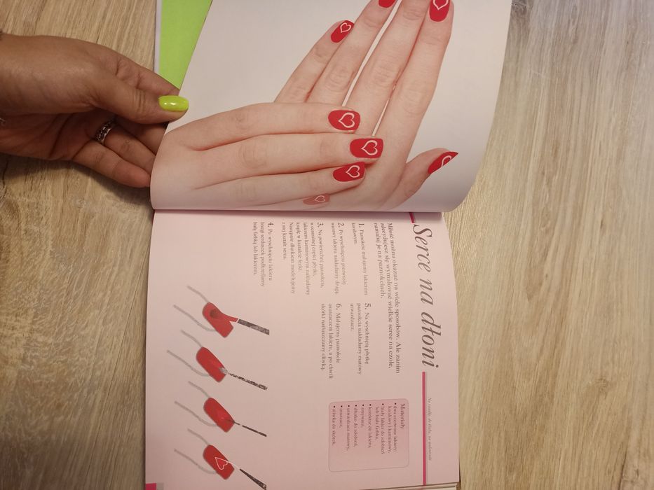 Paznokcie na topie,52 pomysły na paznokcie