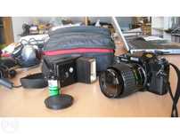 Máquina fotográfica ricoh KR-10x e acessórios