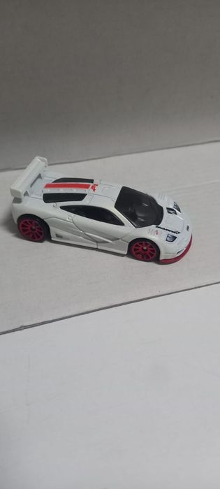 Mclaren f1 GTR hot wheels