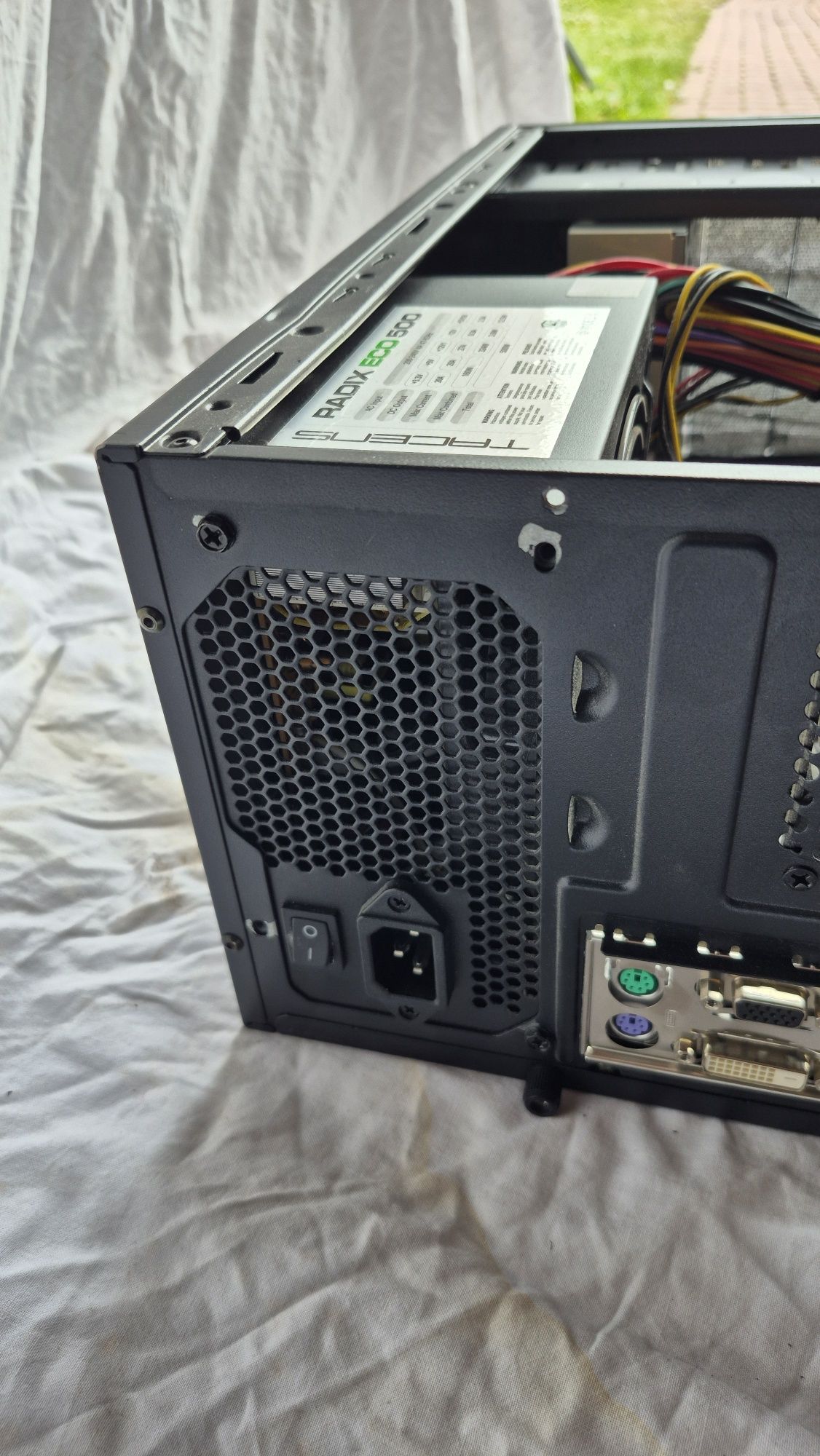 komputer Płyta główna ASUS B85M-G + i3-4130 8GB RAM zasilacz radix 500