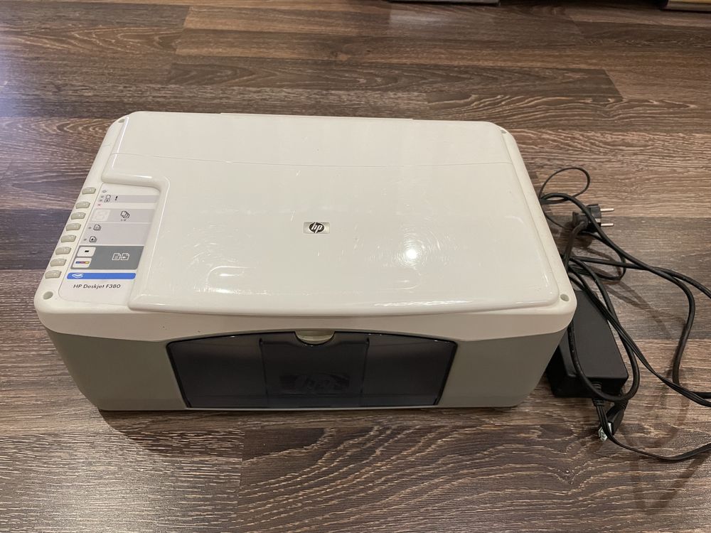 Принтер HP DESKJET F380