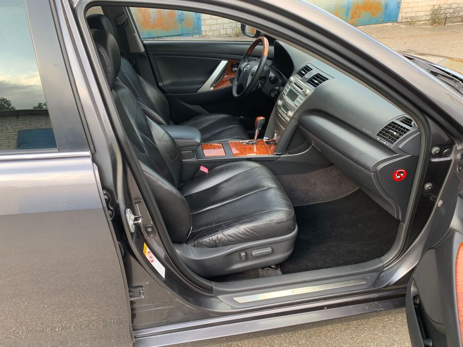 Тойта камри 3,5 офифиал 2007